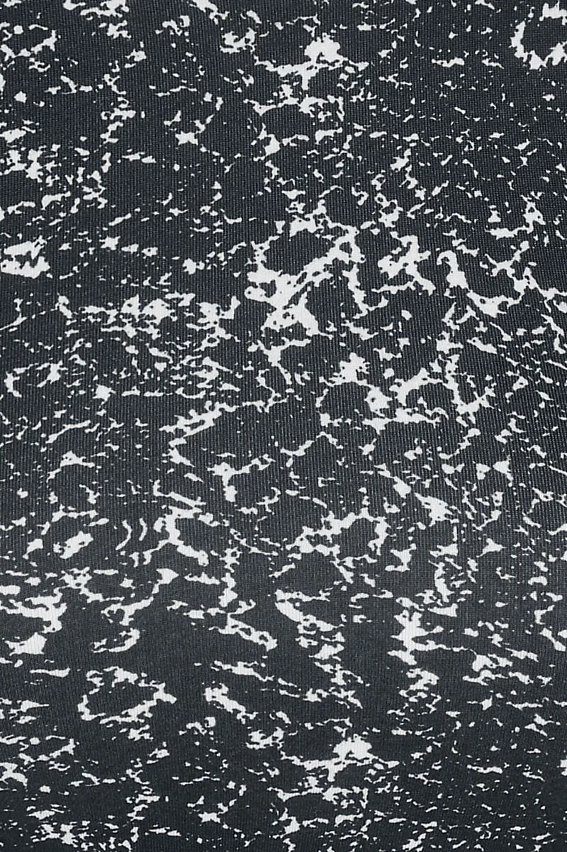 "Ladies’ Tie-dye Sports Bra" Bustier Black-white By Urban Classics - Image 3